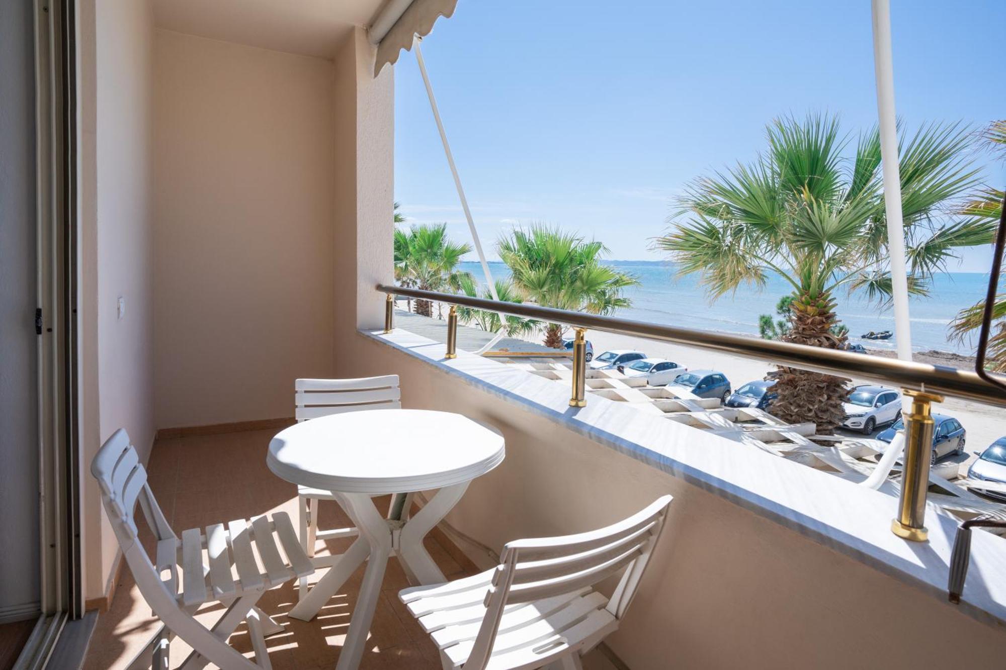 Sea View-palm Trees Durrës